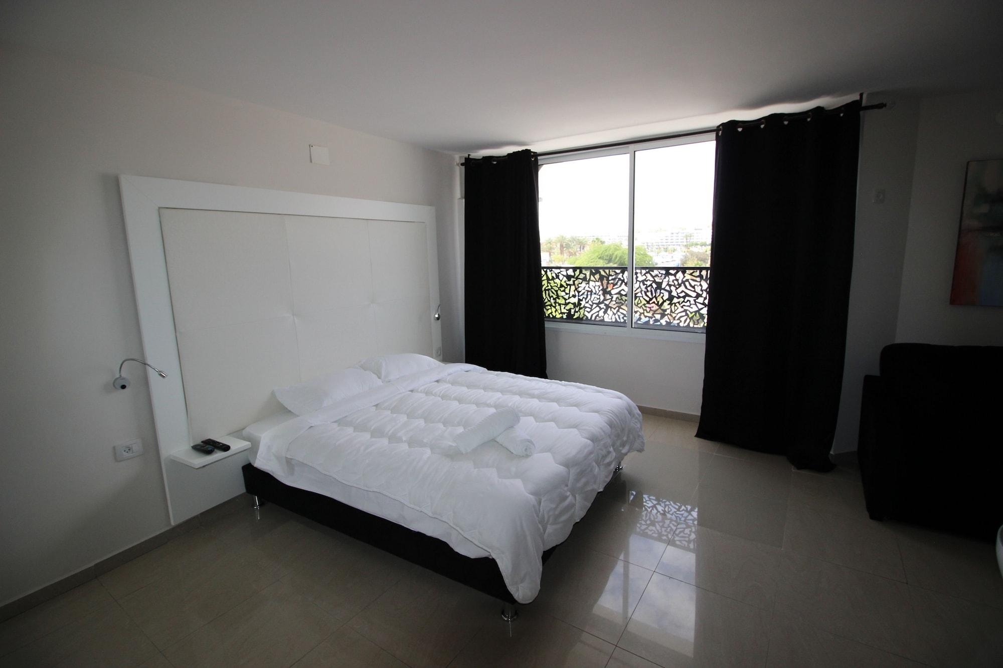 Rich Royal Suites Eilat Exterior foto